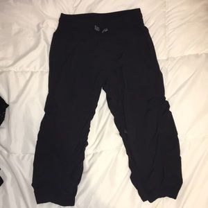 Ivivva Capri Work Out Pants